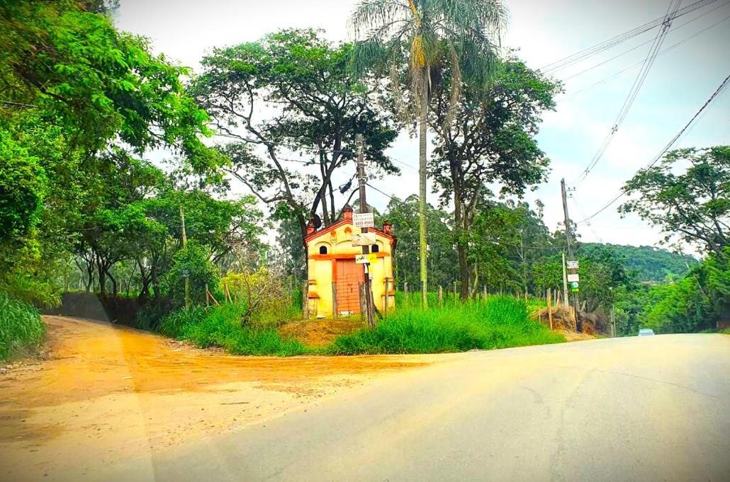Chacara Atibaia Com Casa Na Arvore Luaran gambar