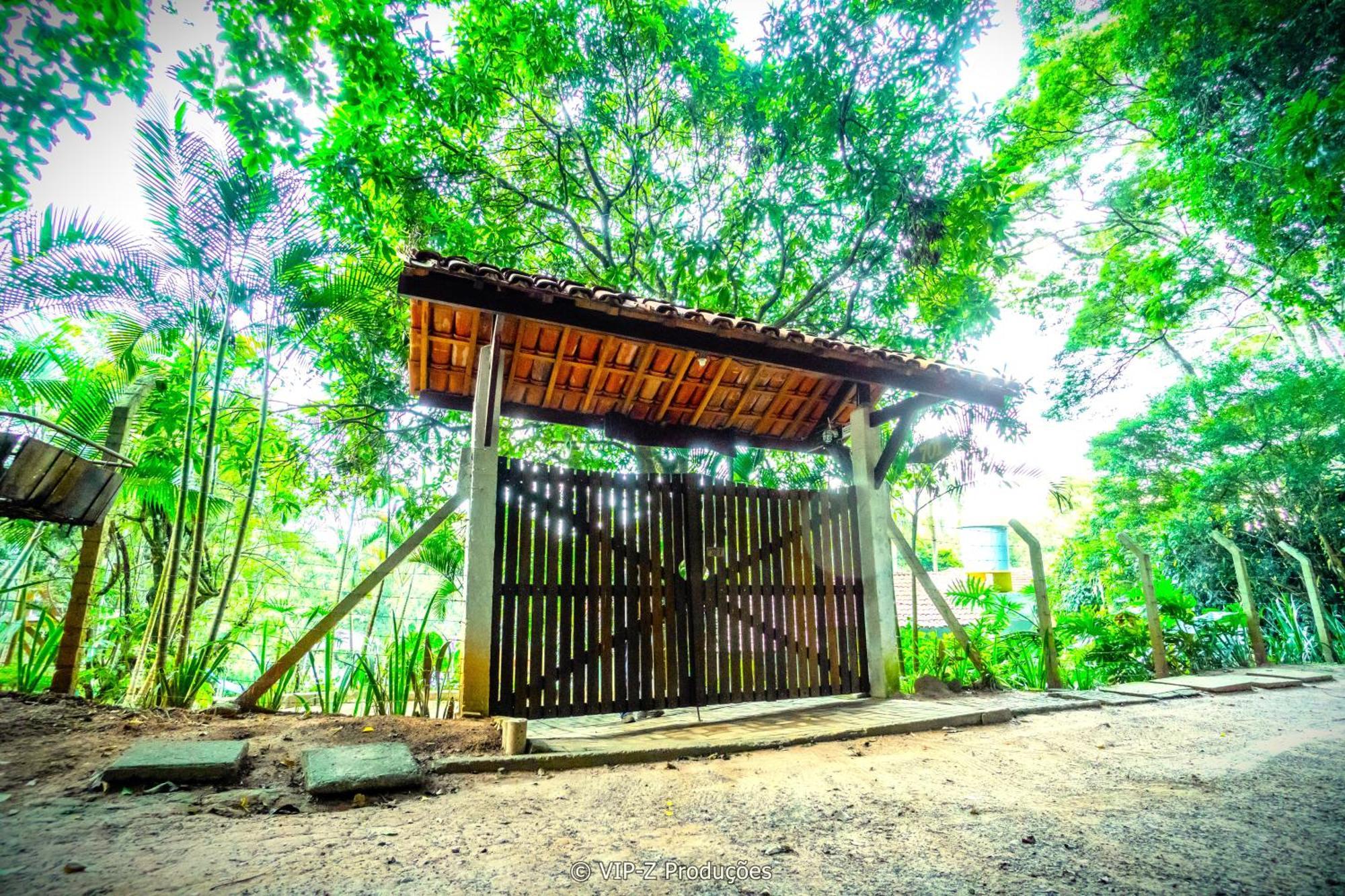 Chacara Atibaia Com Casa Na Arvore Luaran gambar